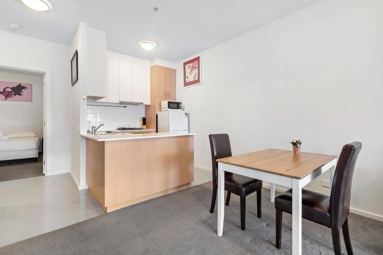 Anchor On Elizabeth Apartment Melbourne Exterior foto